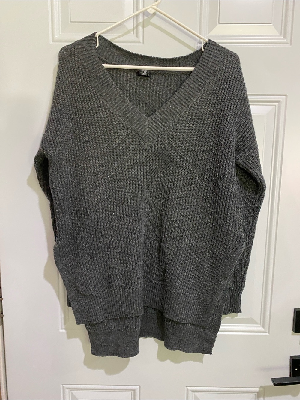 Rue21 Charcoal Ribbed V-Neck Sweater